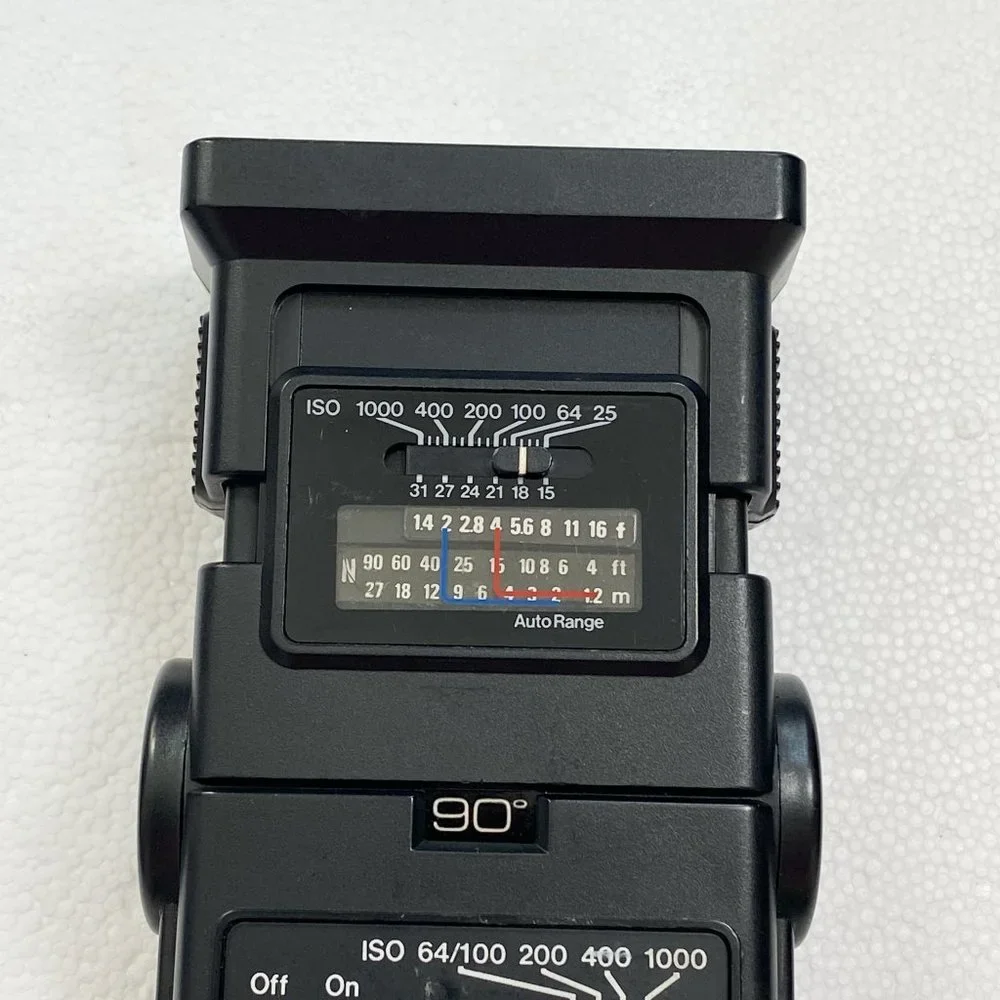 On camera FLASH - MAXWELL DA-5000S ZOOM